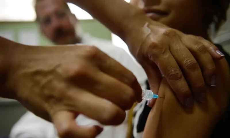 Vacinação contra o HPV em adolescentes