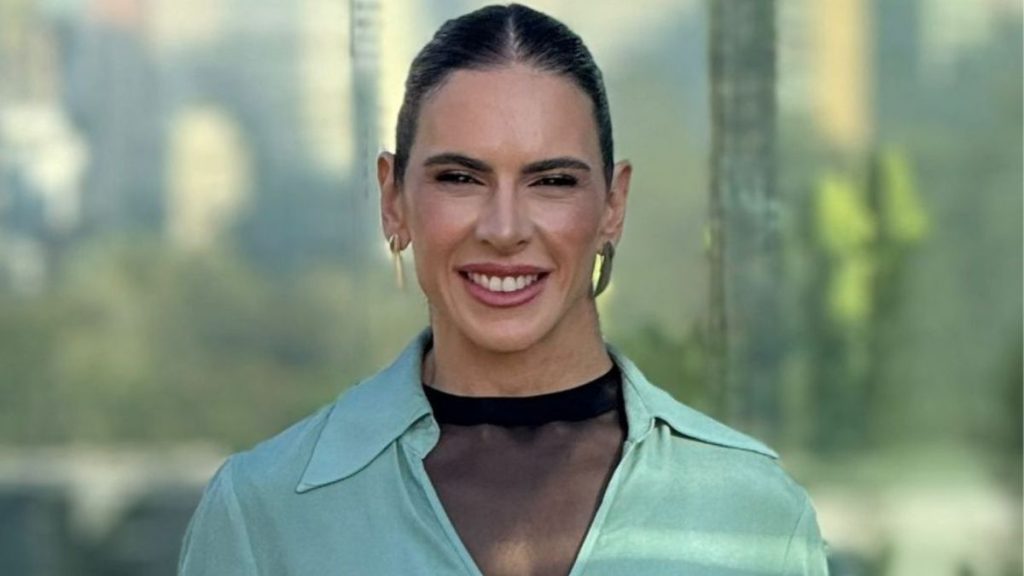 Nutricionista Thais Pimini, especialista que oferece orientações sobre alimentação e estratégias de suplementação para corredores.