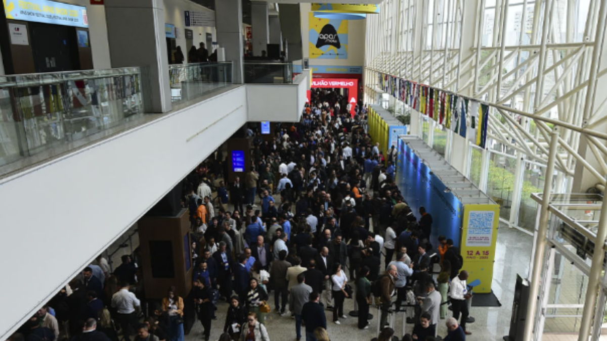 Vista geral do pavilhão do Expo Center Norte durante a 40ª edição do Festival APAS SHOW, principal evento para o setor supermercadista e varejo global.