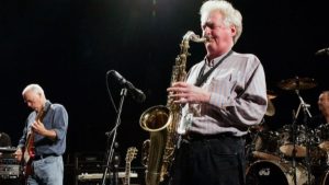 Morre Dick Perry, saxofonista do Pink Floyd