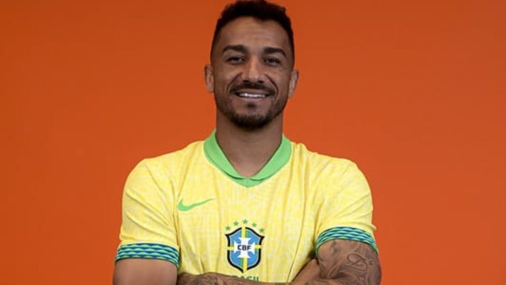 Danilo, jogador do Flamengo e da Seleção Brasileira, em atividade oficial capturada por Rafael Ribeiro da CBF, ilustrando o novo ciclo para a Copa de 2026.