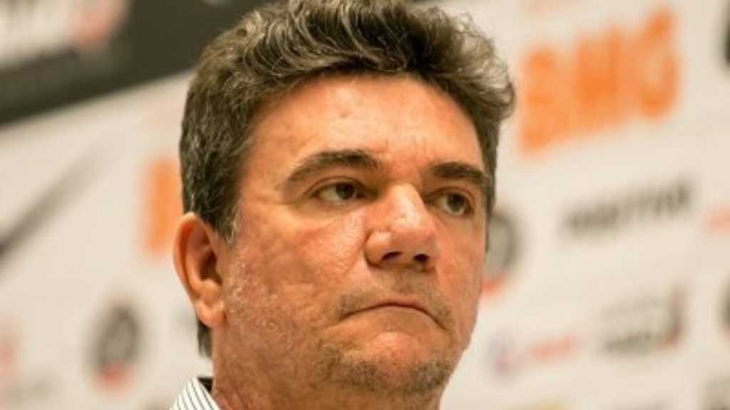 O ex-dirigente Andrés Sanchez, alvo de investigação sobre uso de cartão corporativo, em registro associado à sua trajetória no Corinthians.