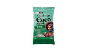 Embalagem de coco ralado da marca Casa de Mãe, fabricado pela Qualicoco, produto que teve lote recolhido pela Anvisa por excesso de dióxido de enxofre.