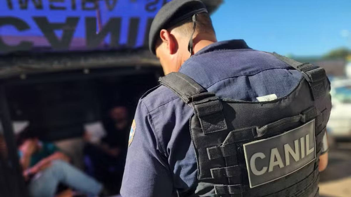 Vista da Praça Toledo Barros no centro de Limeira, local onde a Guarda Civil Municipal intensificou o monitoramento após flagrantes de atos obscenos em banheiros públicos.