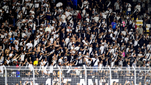 Vista das arquibancadas do Estádio Moisés Lucarelli, o Majestoso, em Campinas, durante partida da Ponte Preta pela Série B do Brasileirão.