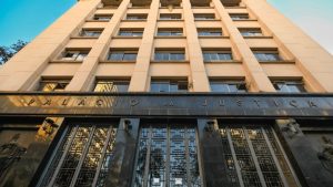 Fachada do Palácio da Justiça em Campinas, edifício histórico que receberá a nova unidade do Poupatempo no centro da cidade.