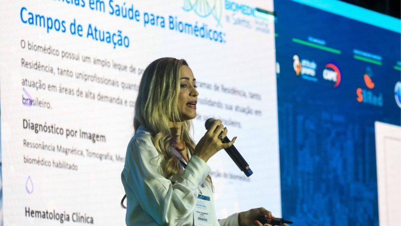 Palestra da Paula Caparroz Lucio