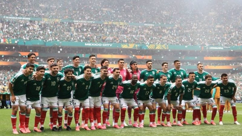 elenco do México representando a vitória na abertura da Copa do Mundo 2026 em cima da África do Sul
