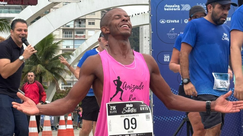 André foi campeão dos 21 km da Meia de Santos