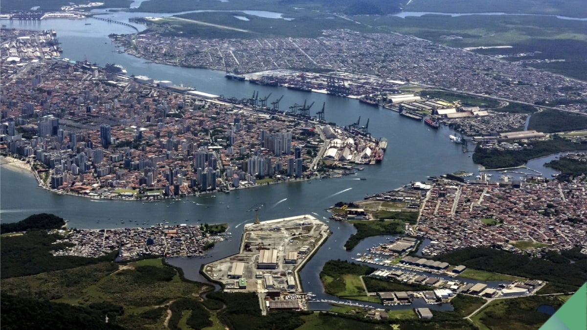Imagem aérea do Porto de Santos, na Baixada Santista