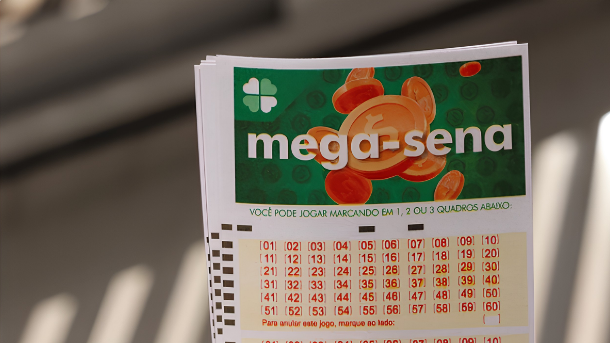 Folheto da Mega-Sena com o resultado e os números sorteados da Mega-Sena 3021, em destaque na lista de dezenas, em papel com fundo verde e marca “mega-sena”.