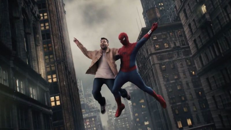 Messi aparece ao lado do Homem-Aranha em cena de teaser: o personagem aranha salta entre prédios altos enquanto Messi voa com os braços abertos no ar.