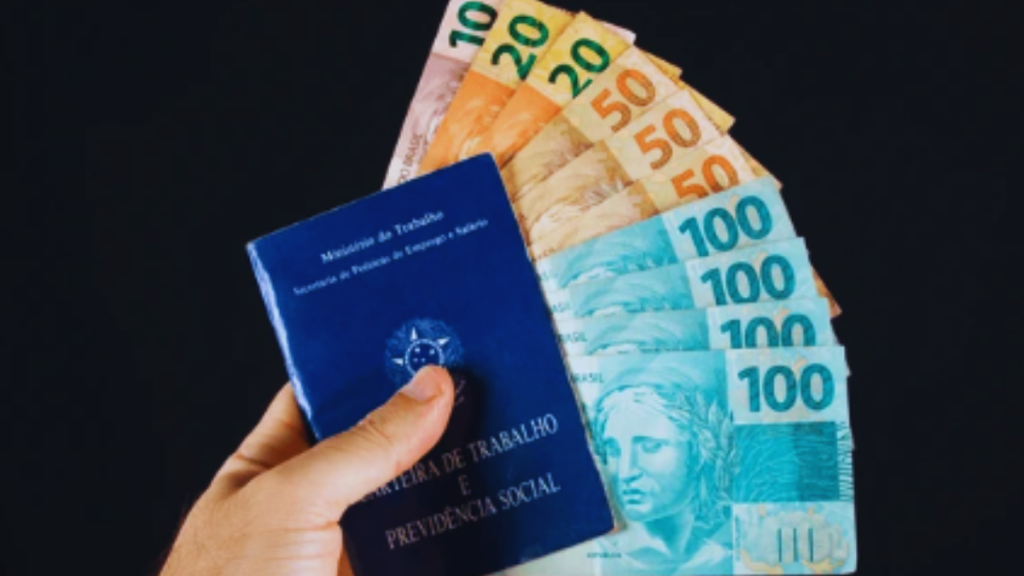 Calendário financeiro de julho de 2026 com foco no quinto dia útil do mês de julho, indicando o dia 6 como limite para pagamento de salários e Previdência Social.