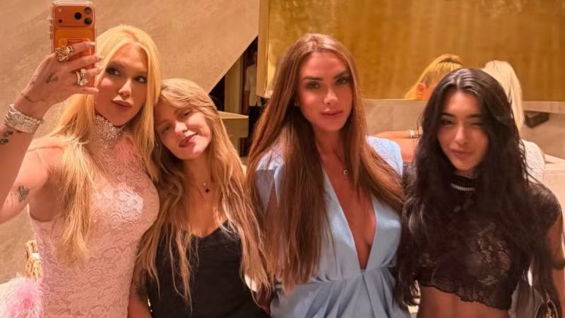 Virginia Fonseca, Luísa Sonza e Nicole Bahls juntas na Itália