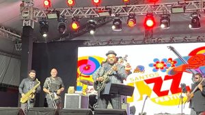 Urbana Coquetelaria estará com bar móvel no Santos Jazz Festival