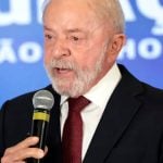 http://Lula%20diz%20que%20não%20é%20‘louco’%20de%20brigar%20com%20EUA%20e%20China%20e%20revela%20como%20quer%20‘derrotá-los’