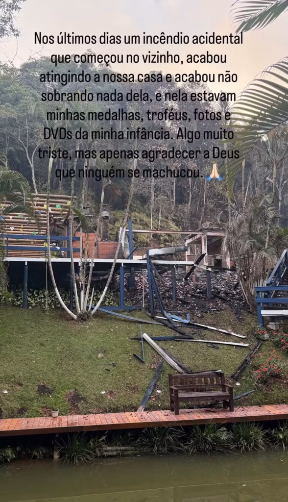 post de Incêndio na casa do goleiro Caíque França do Guarani