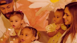 Bruna Biancardi festa Mel e Helena: Bruna Biancardi reúne Mel e Helena em uma festa familiar, com as duas crianças acompanhadas pelos pais, em clima de celebração após polêmicas com Neymar.