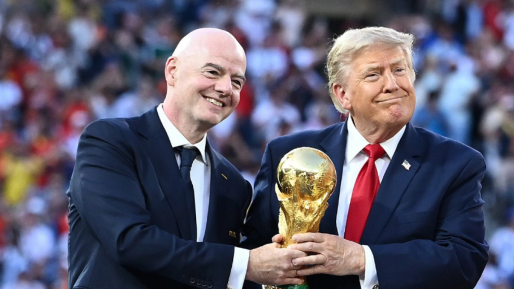 Gianni Infantino, presidente da Fifa ao lado de Donald Trump, presidente dos EUA / Foto: Reprodução / Instagram gianni_infantino