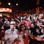 http://Lula%20é%20oficializado%20pelo%20PT%20como%20candidato%20à%20Presidência%20pela%20oitava%20vez