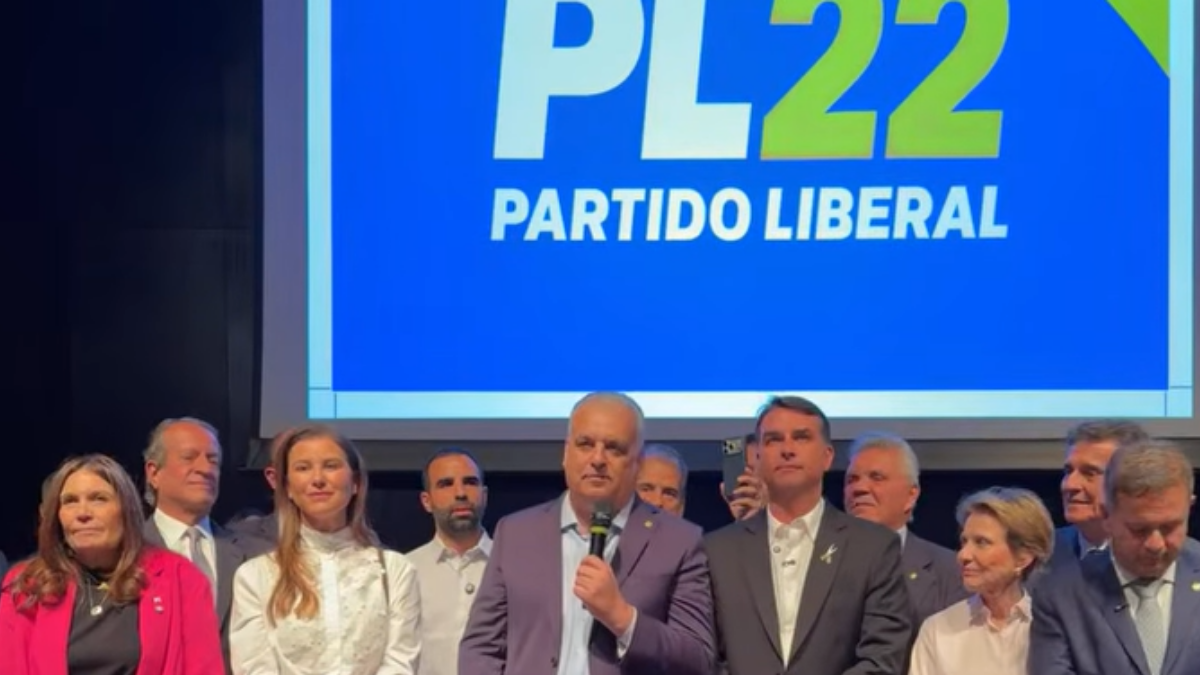 Foto destaque Alfredo Gaspar e Flávio Bolsonaro