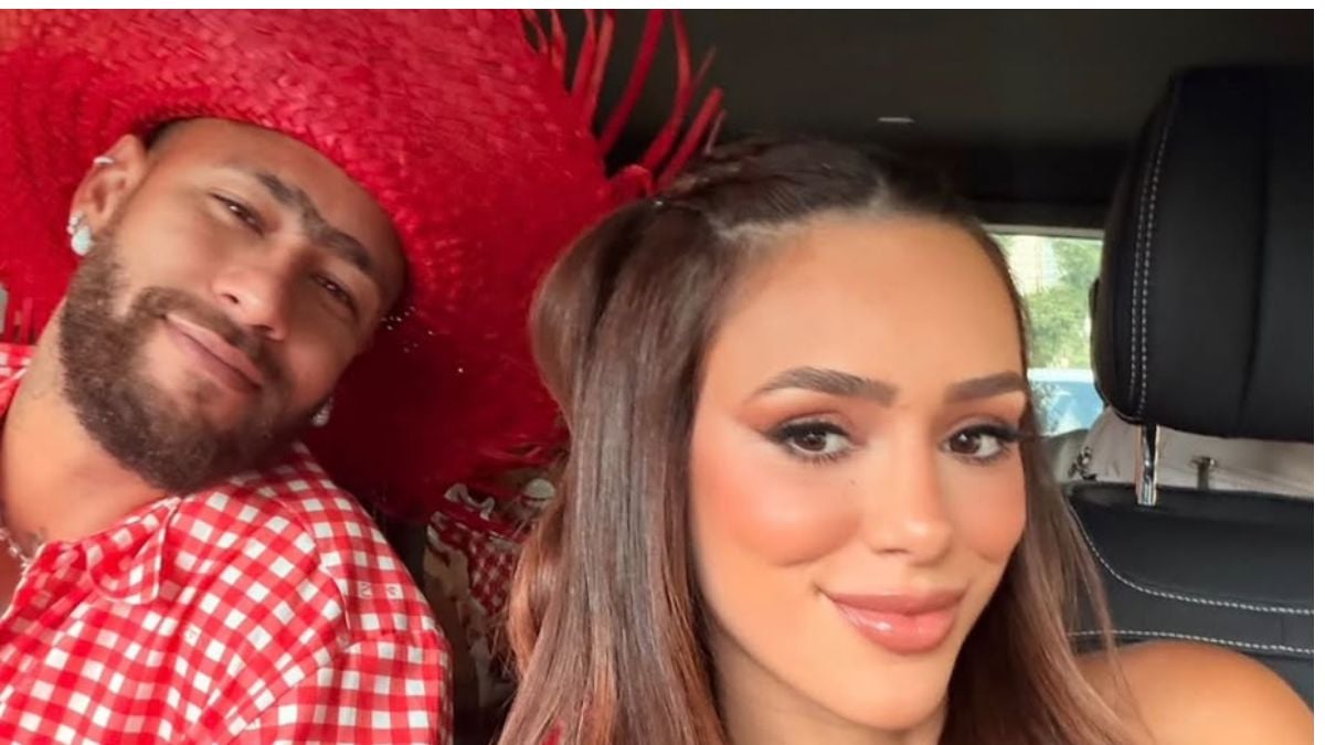 Neymar e Bruna Biancardi realizam festa julina