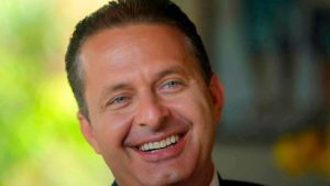 Foto em destaque de Eduardo Campos sorrindo, em referência ao acidente que matou Eduardo Campos completa 12 anos sem conclusão sobre a queda do jato.