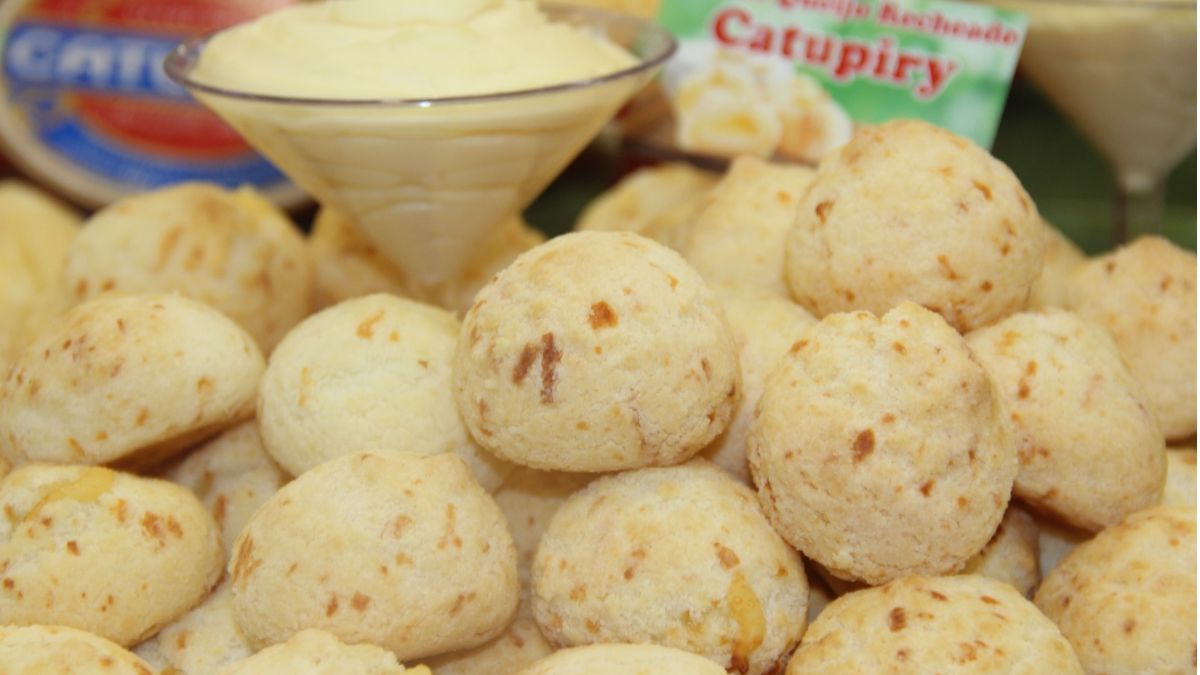 Dia do Pão de Queijo: Saiba onde comer na Baixada Santista
