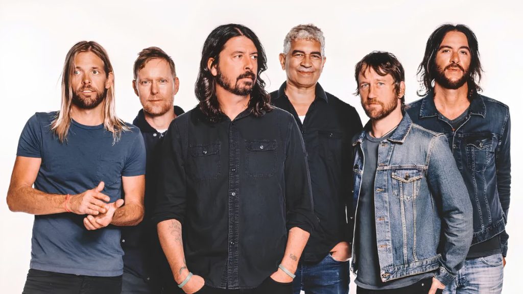 Integrantes da banda Sepultura em foto promocional para o rock brasileiro, em registro do Rock in Rio 2026 no segundo dia do festival.