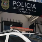 http://Homem%20é%20detido%20após%20agredir%20mãe%20e%20irmã%20em%20residência%20de%20Atibaia