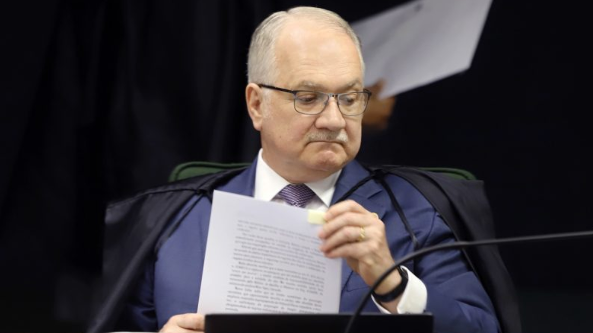 Fachin sinaliza debate no plenário do STF sobre crise entre ministros