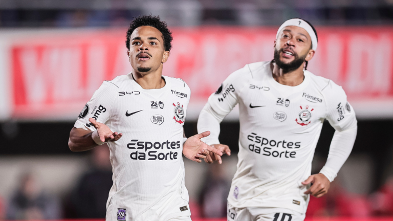 Kaio César e Memphis Depay