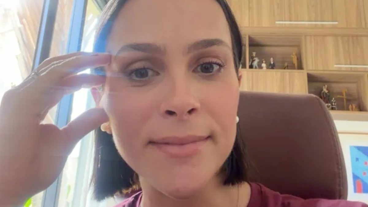 Letícia Cazarré responde críticas após anunciar gravidez do sétimo filho