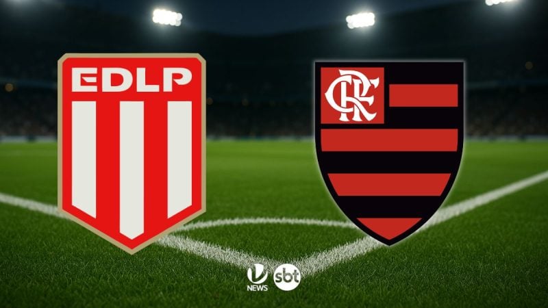 Estudiantes x Flamengo: escalas de times e escudos na arena de futebol, com transmissão destacando o jogo pela Libertadores, em fundo de gramado