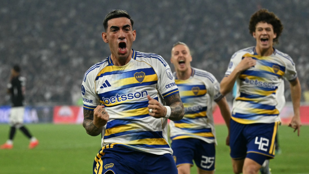 Jogadores do Boca Juniors comemoram gol contra o Vasco.
